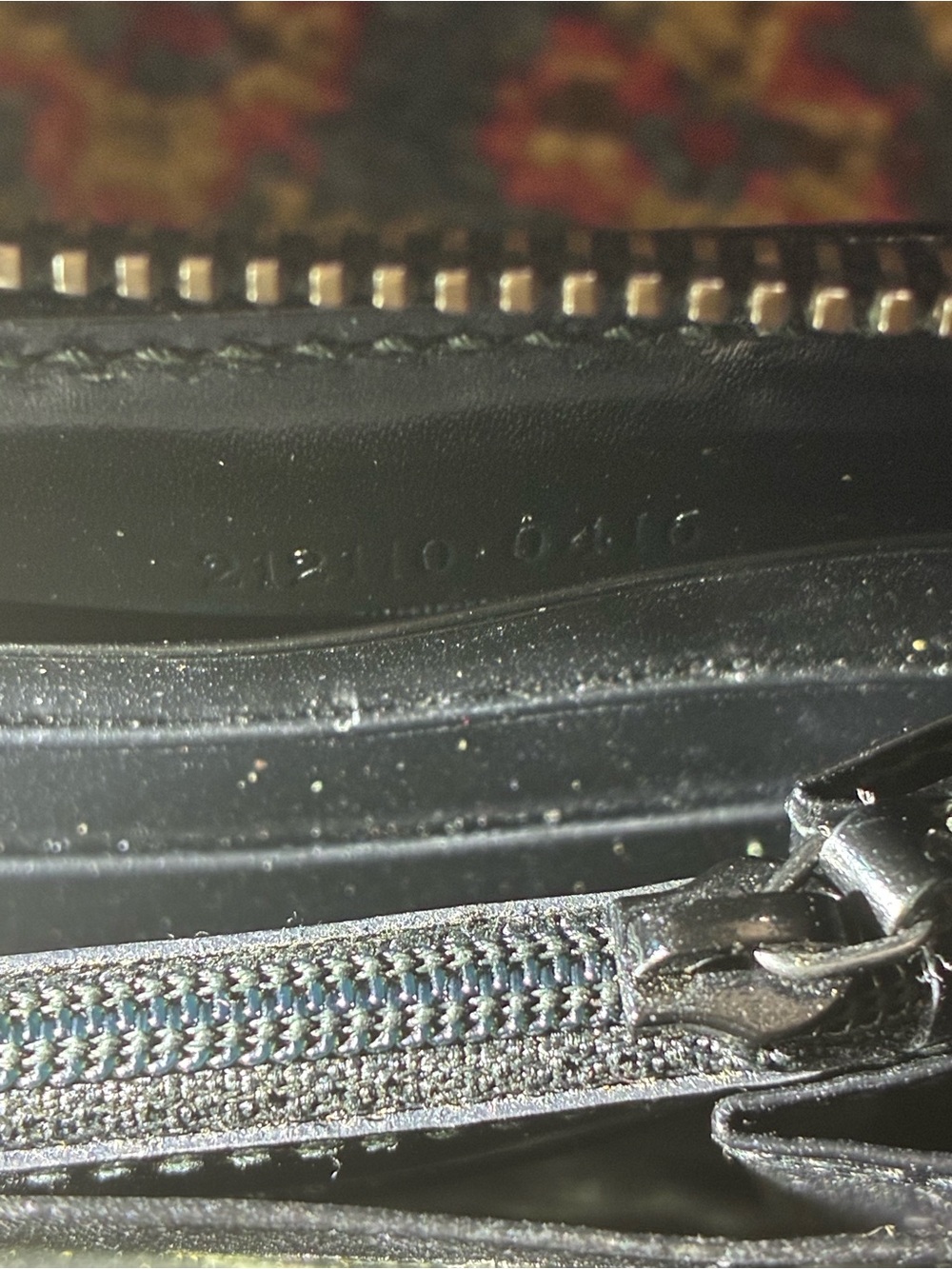 Gucci Black GG Zip-Around Wallet with Silver GG Charm - Picture 6 of 6